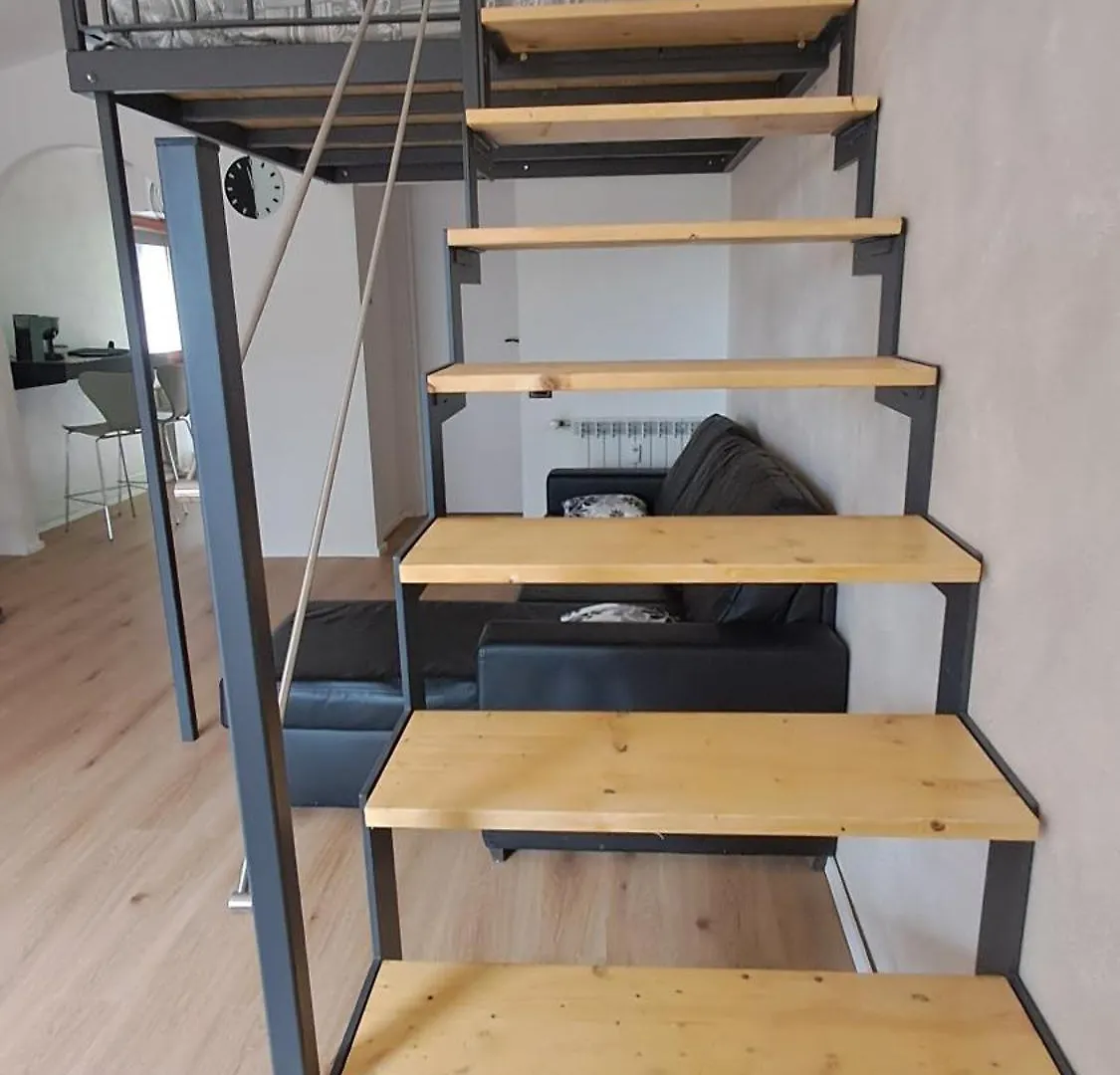 Alfaro54 Apartman Brunate 0*,  Olaszország